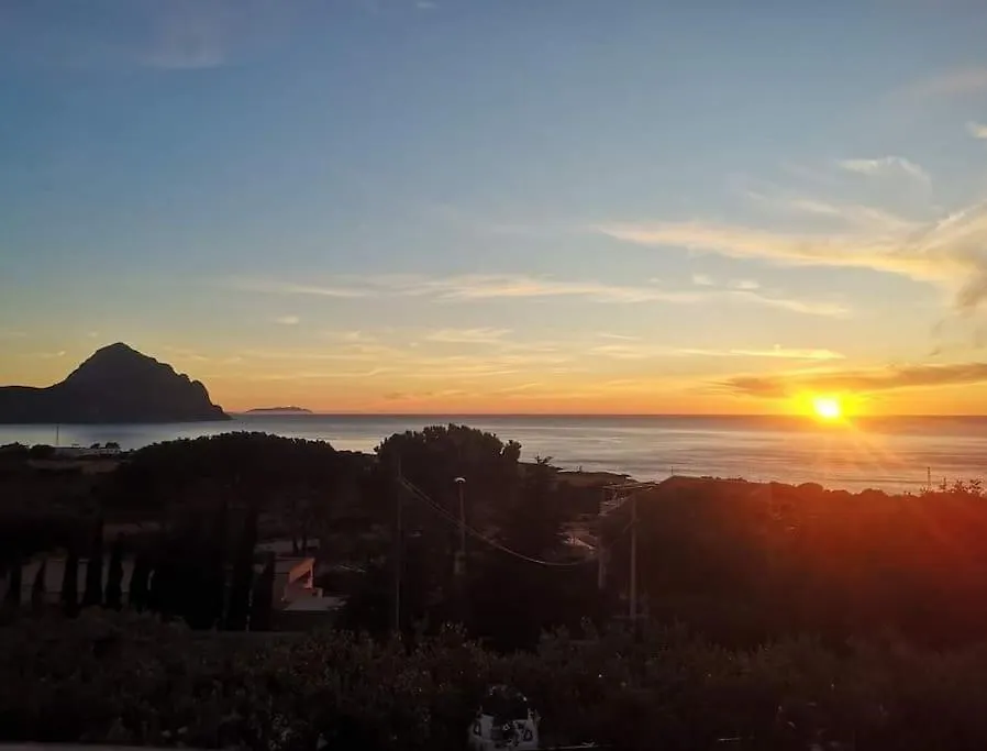 Makari Sweet Sunsets Apartment Macari